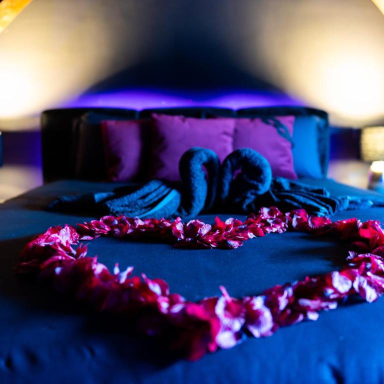 L'Évasion, Romantisme, volupté & jacuzzi - Appartement 1 Chambre - 8