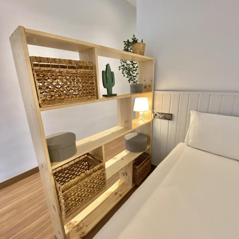 Loft Pere IV - One-Bedroom Apartment - 9