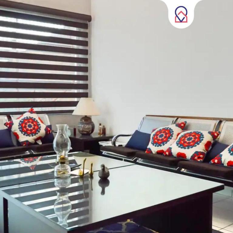GDL Home with Roof Ideal for Groups & Families - Chalet - 10