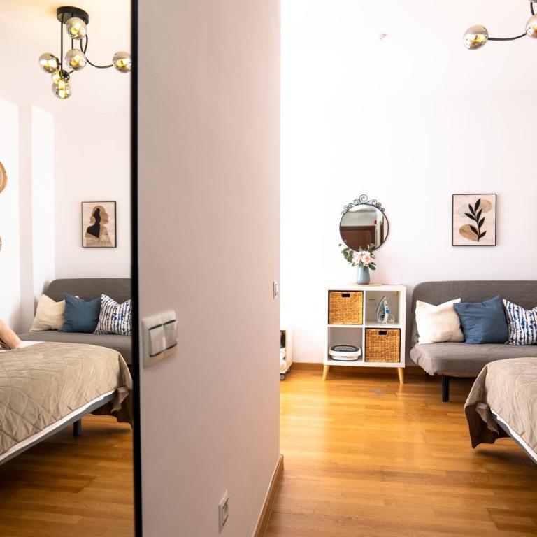 Estudio Céntrico Agua Gibralfaro con Piscina - Estudio Deluxe con cama grande - 3