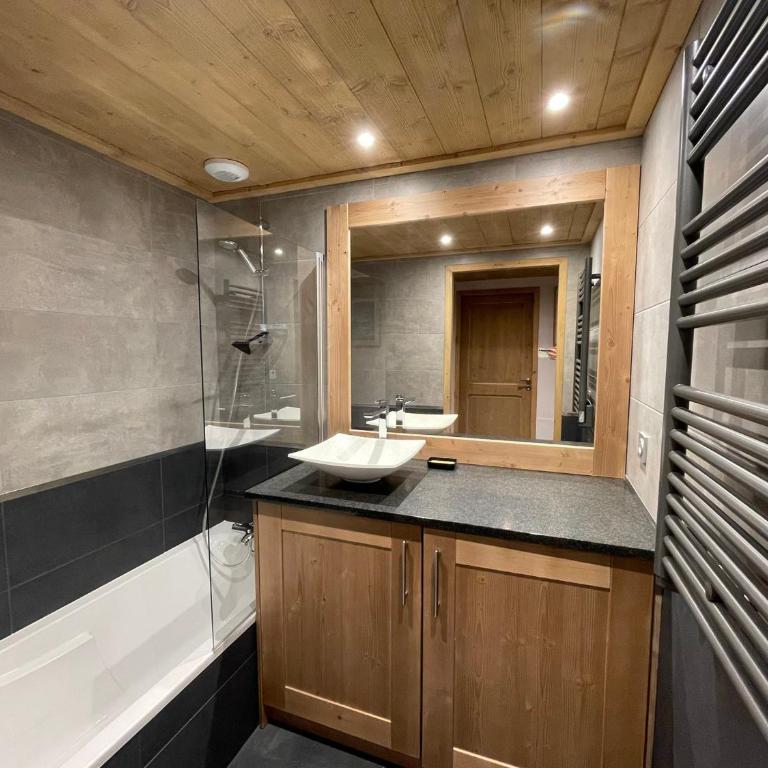 Appartement neuf 3 pièces, parking couvert, 6 pers - Appartement 2 Chambres - 10