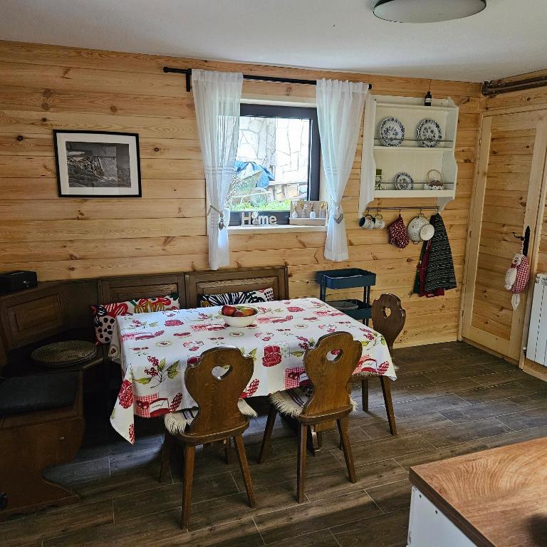Black Lake Chalet-300m from Black Lake,Durmitor - One-Bedroom House - 19