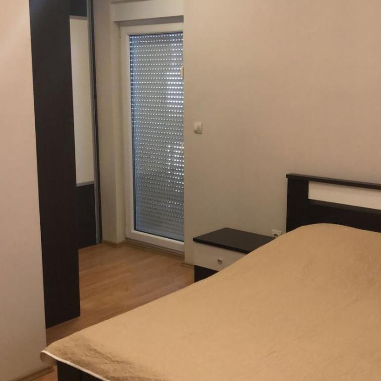 Topalovich Apartments - One-Bedroom Apartment - 2