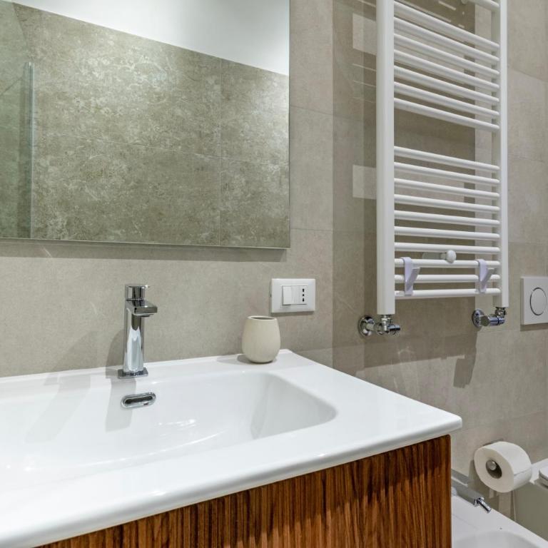 Roma apartment near to Colosseum Re-House - Casa Vacanze - 47