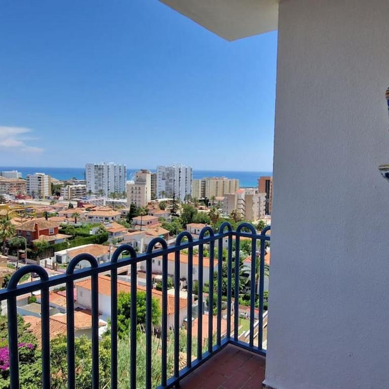 Beach Santa Ana, pool, 2 free parking, WiFi, 3 bedrooms, for 6-7 people, large terrace with Sea view - Three-Bedroom Apartment - 8