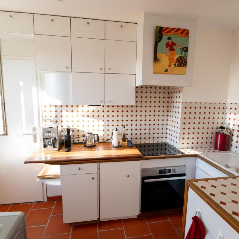Superbe T3 pour 6 personnes, résidence calme avec piscine - Two-Bedroom Apartment with Terrace and Sea View - 11