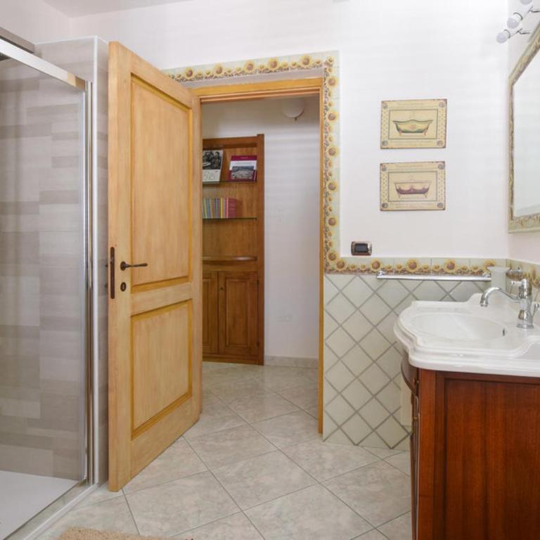 Eliana's Apartments - Mares e Montes - Suite Familiare con Balcone - 8