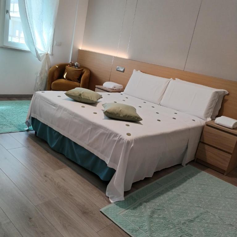 Arcobaleno Apartment 2 Bedrooms Venice-Mestre - Two-Bedroom Apartment - 1