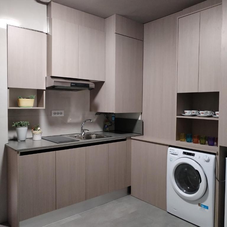 Arcobaleno Apartment 2 Bedrooms Venice-Mestre - Two-Bedroom Apartment - 23
