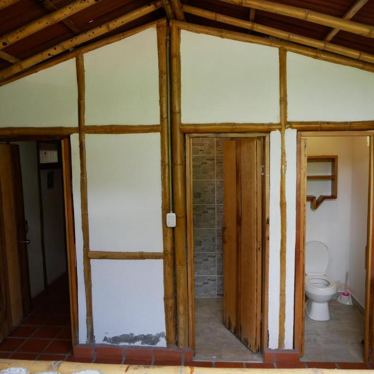 Tukawa - Cama en habitación compartida mixta de 6 camas - 3