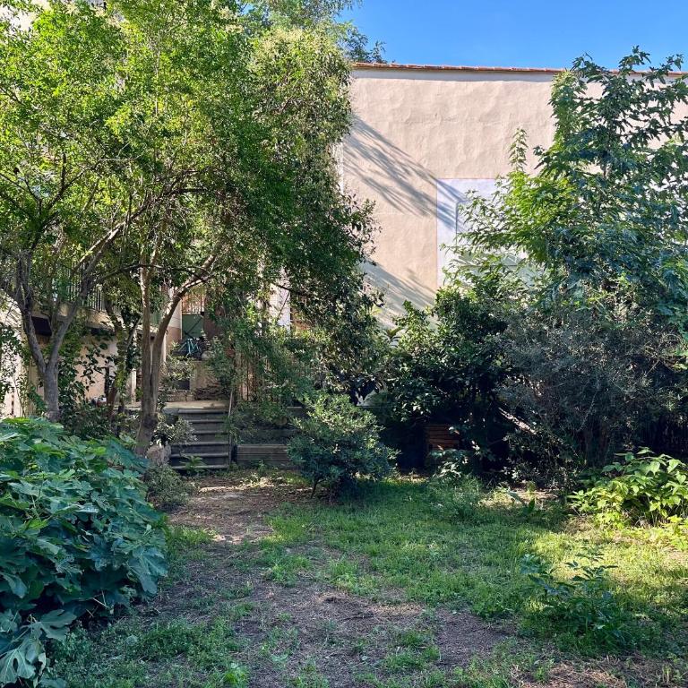 Appartement avec jardin privé à 2min de la plage - Two-Bedroom Apartment - 21