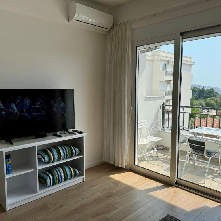 Deluxe Apartment with Balcony and Sea View - Deluks Apartman s 1 Spavaćom Sobom i Pogledom na Okean - 6
