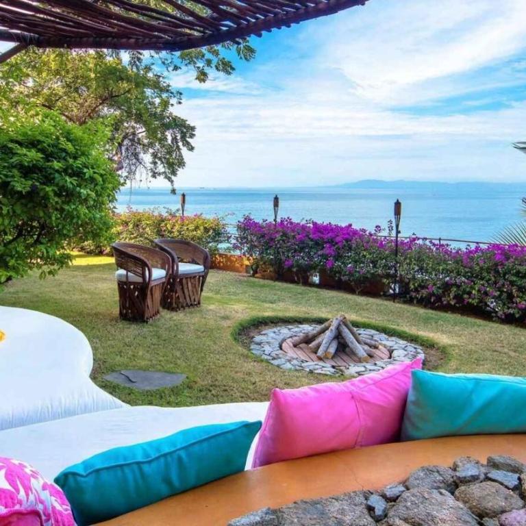 Oceanfront 15 Bedroom Villa for 34 Guests - Villa - 27