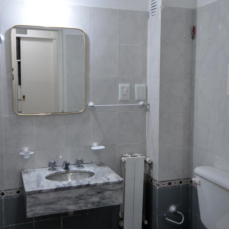 Hotel Pinar del Lago - Habitación Cuádruple Estándar - 9
