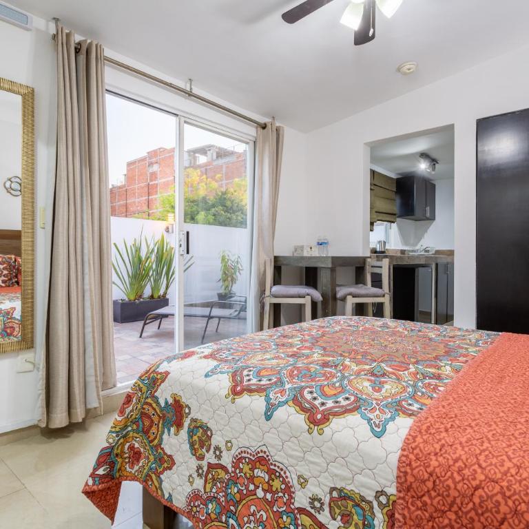Suites 259 Condesa - Suite with Terrace - 9