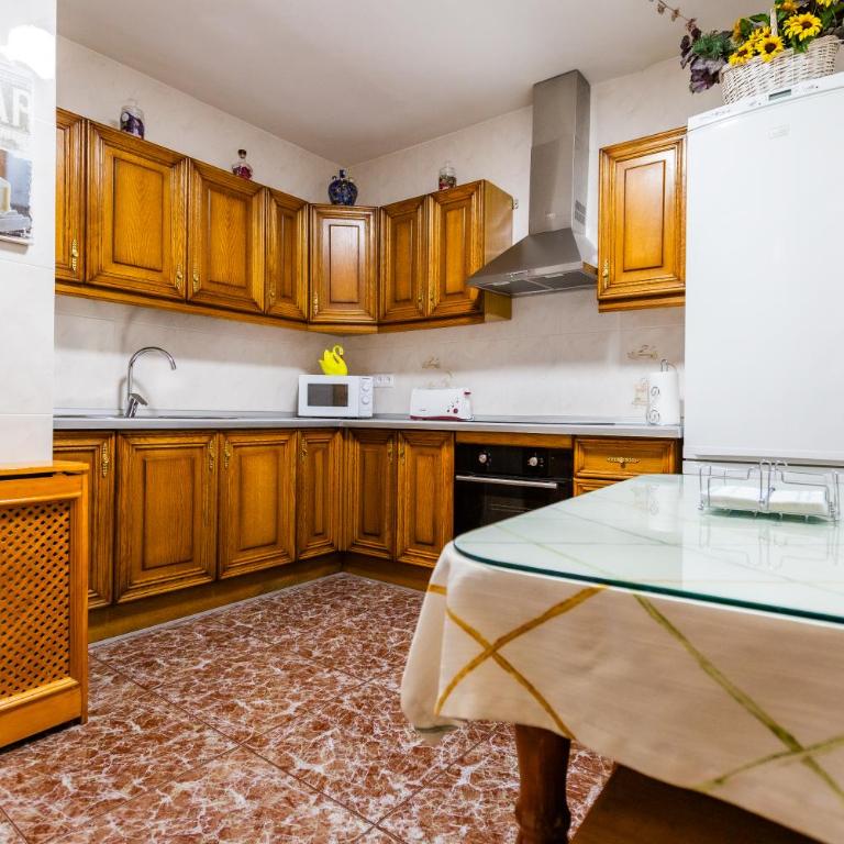 Alojamiento Santa Ana - Apartamento de 3 dormitorios - 12