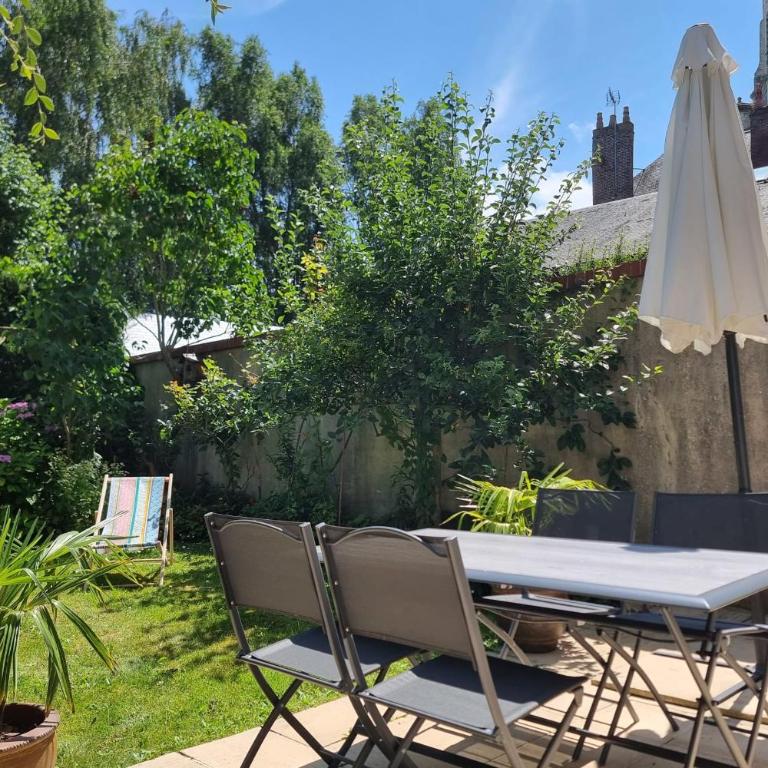 " Jardins du Clos Notre Dame " - Bucolic apartment in the city center - Apartment - 6