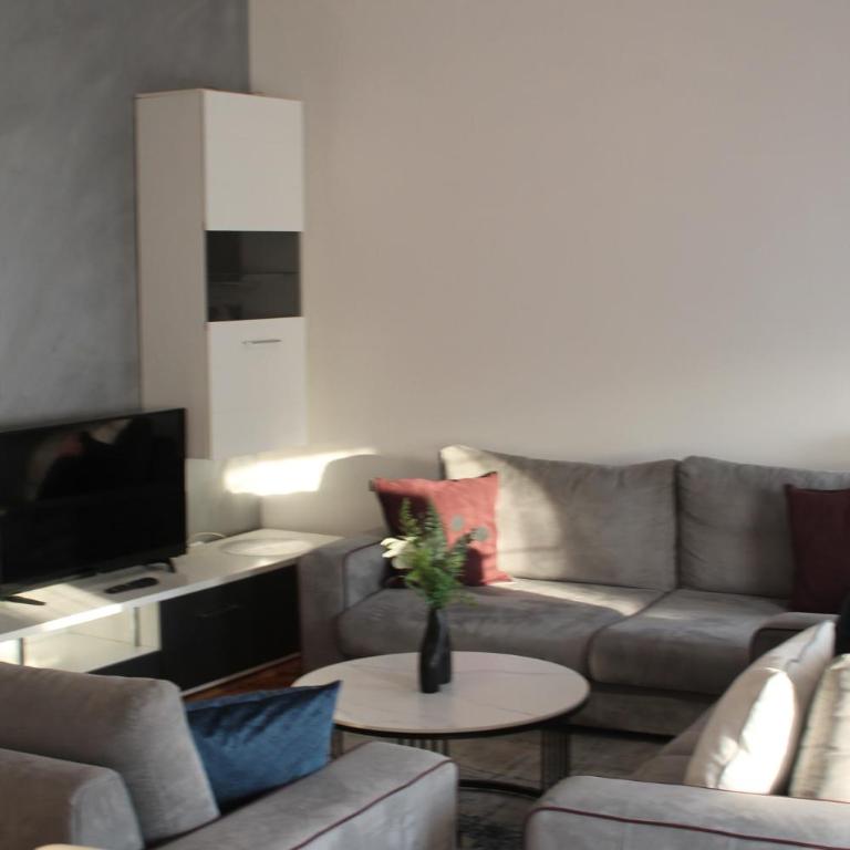 Dream View Apartments - Two-Bedroom Apartment - 16