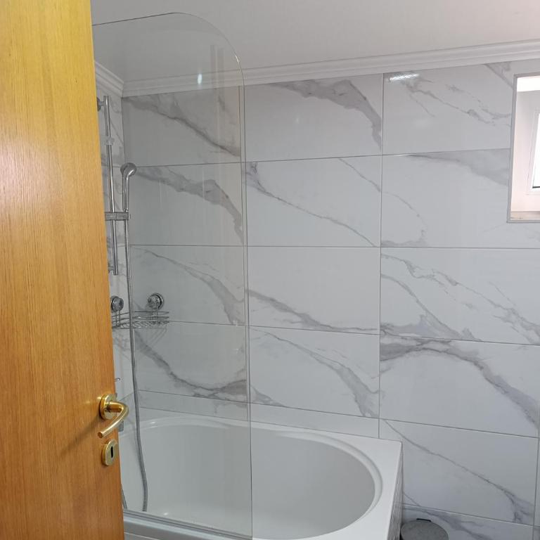 Dream View Apartments - Two-Bedroom Apartment - 27