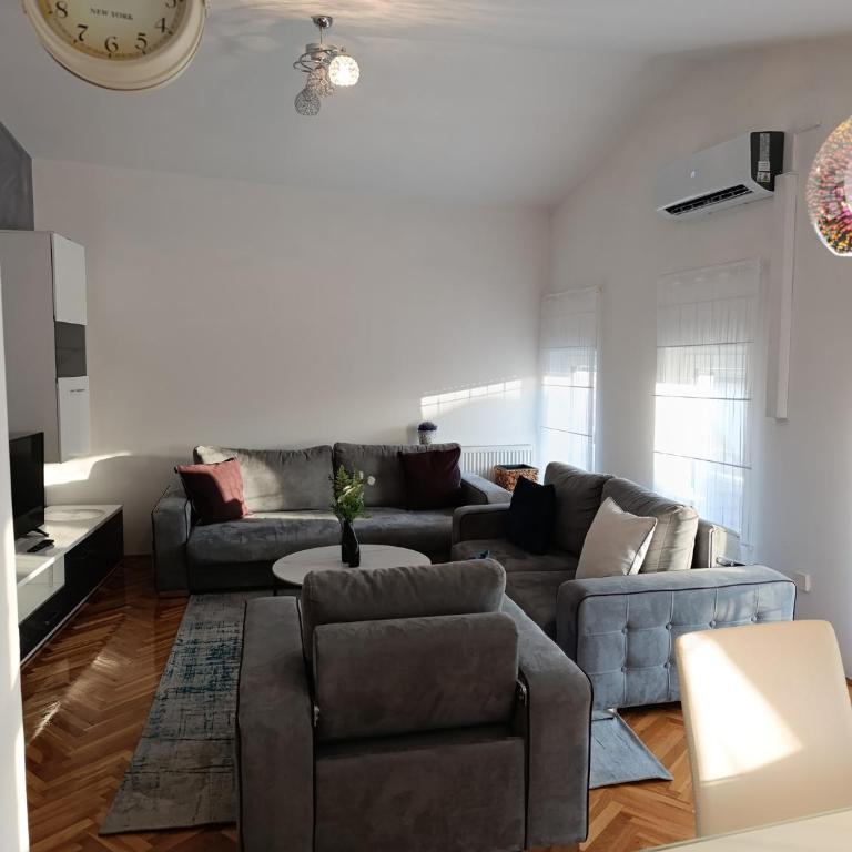 Dream View Apartments - Two-Bedroom Apartment - 13