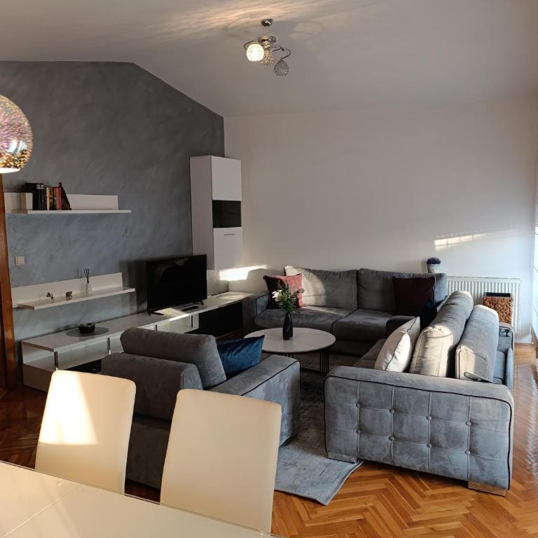 Dream View Apartments - Two-Bedroom Apartment - 4