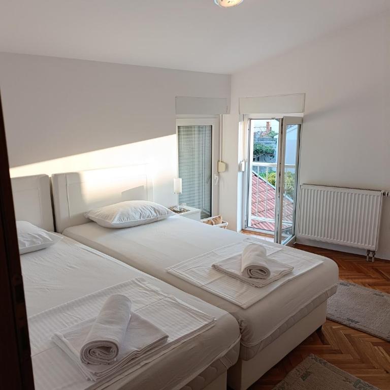 Dream View Apartments - Two-Bedroom Apartment - 2