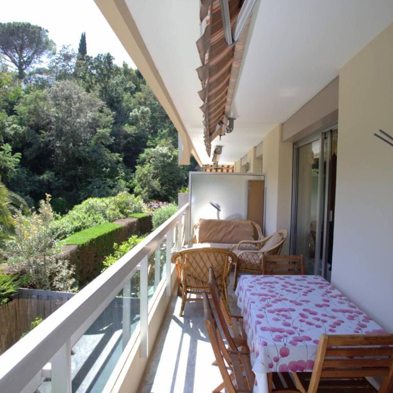 Location appartement trois pièces avec piscine - Apartamento de 2 dormitorios - 1