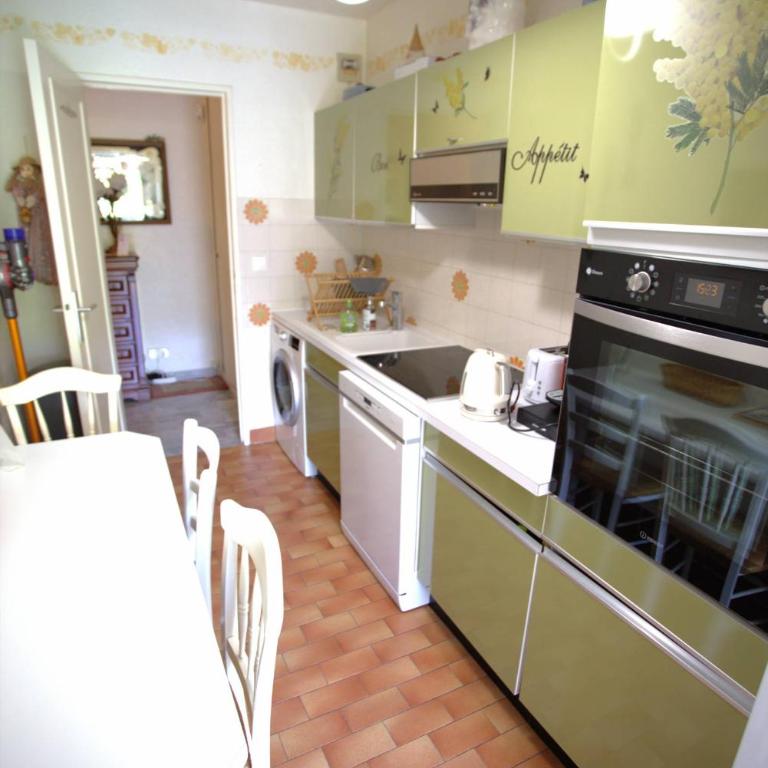 Location appartement trois pièces avec piscine - Apartamento de 2 dormitorios - 7