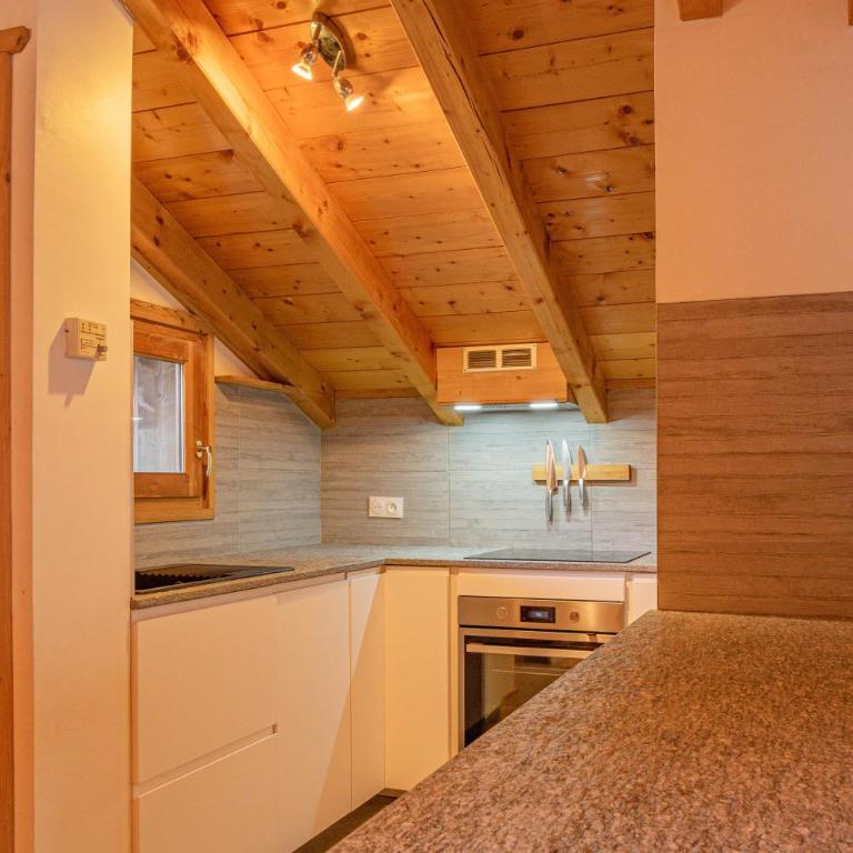 Apartment Capucin - A 3 Bedroom Chamonix Mountain Loft - Apartamento de 3 dormitorios con vistas a la montaña (6 personas) - 16