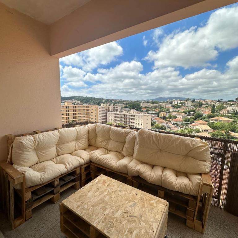Spacieux et Moderne T2 près du centre - Appartement 1 Chambre - 8
