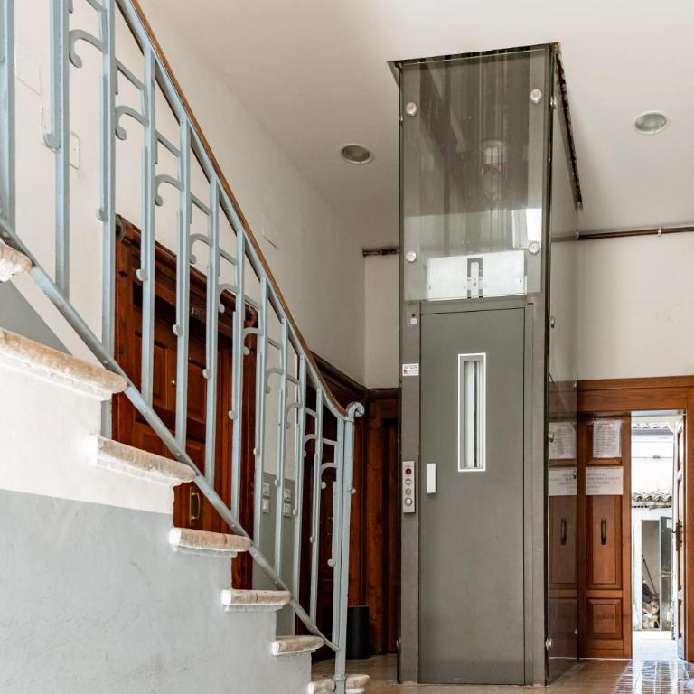 Ari Home - One-Bedroom Apartment - 9