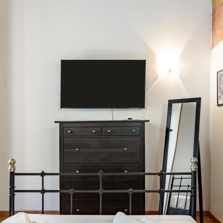 Ari Home - One-Bedroom Apartment - 14