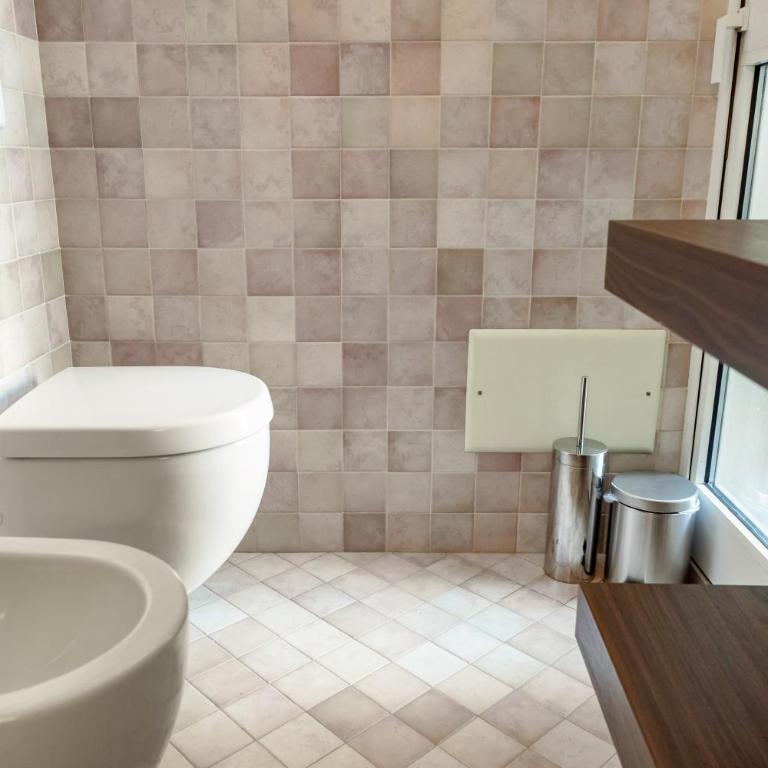 Ari Home - One-Bedroom Apartment - 16