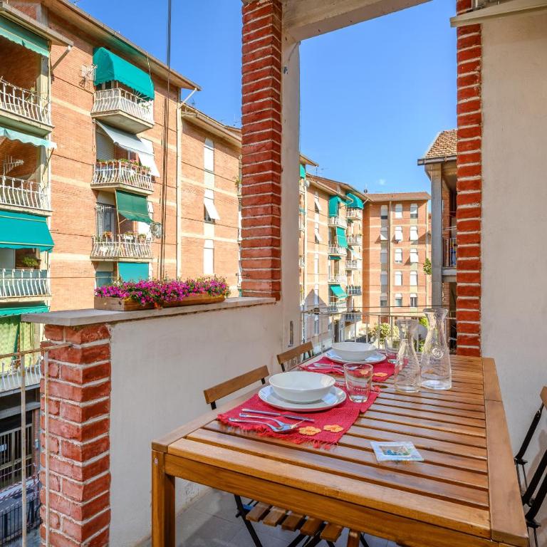 Casa Roberta - Appartamento con 2 Camere da Letto e Balcone - 1