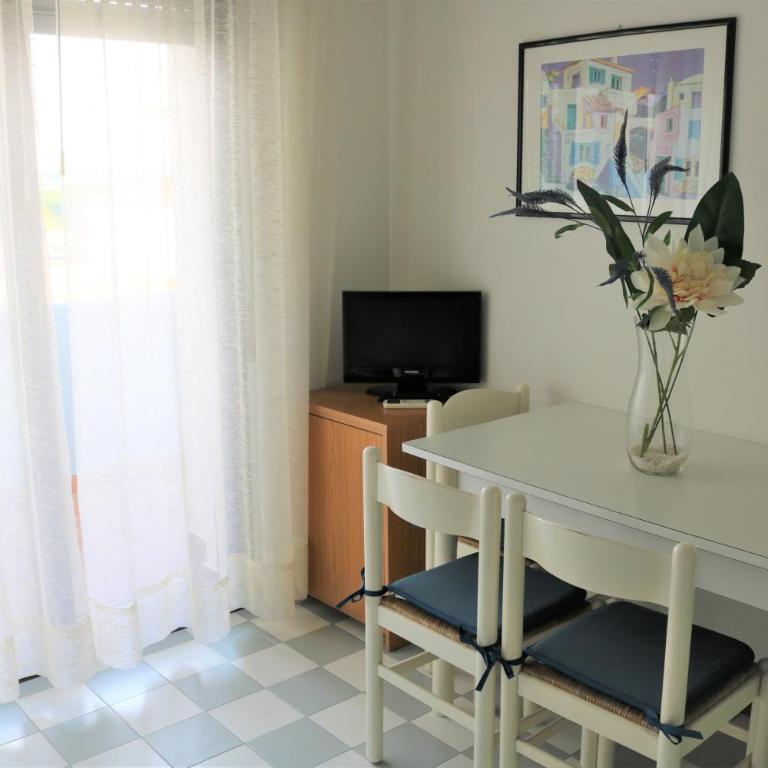 Minerva - One-Bedroom Apartment - 3