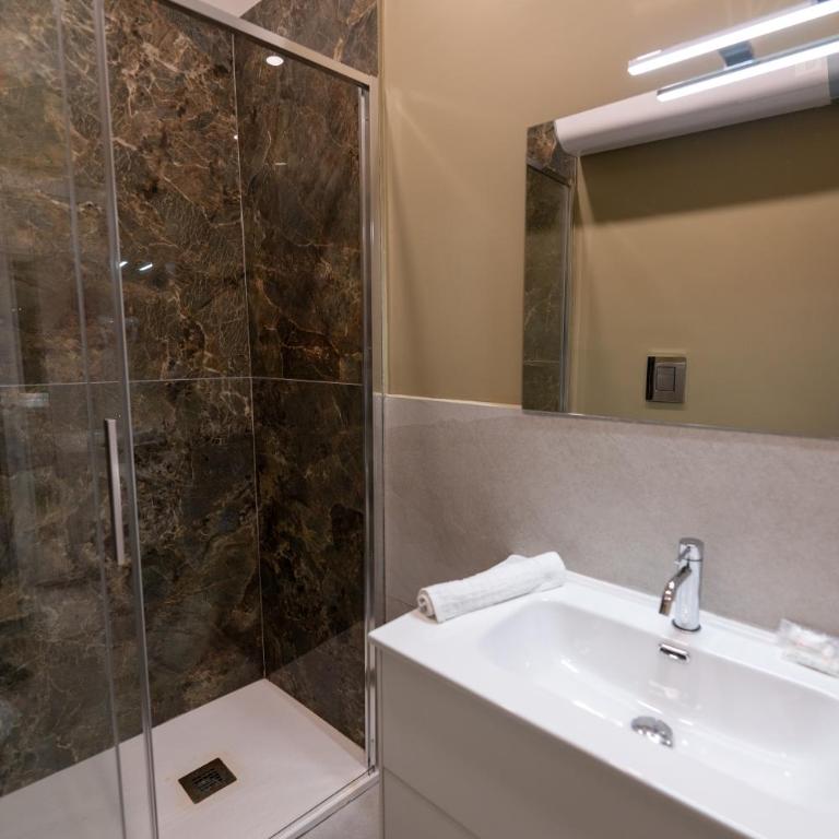 Suites Gaudioso Napoli center - Suite Familiare Deluxe - 7