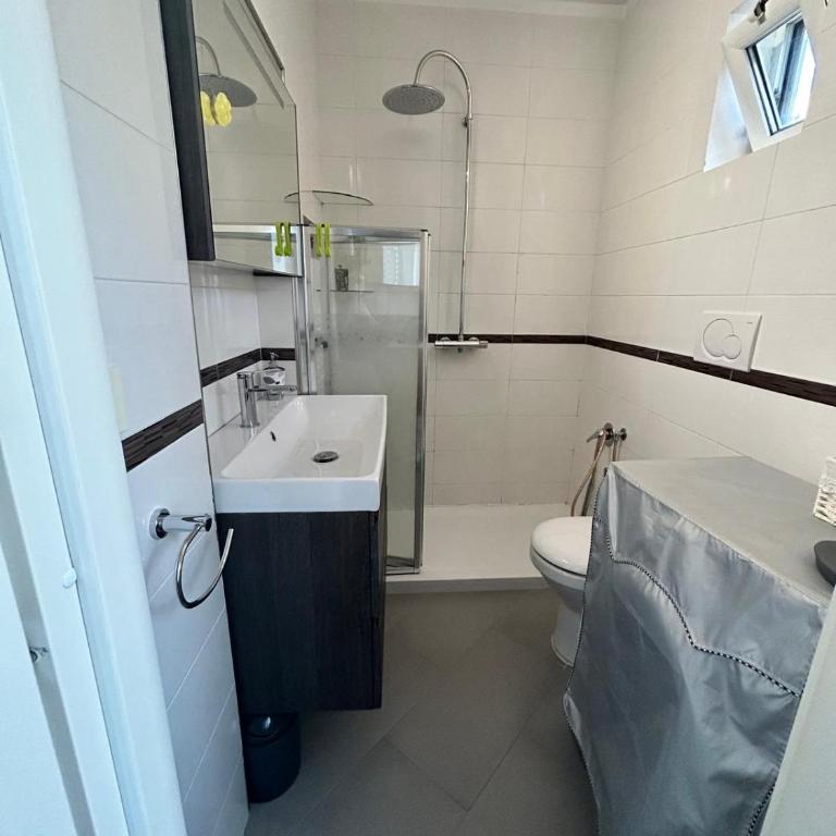 Titti's Place - Appartamento con Balcone - 18