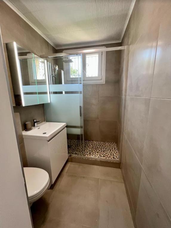 Peaceful Nice Apartment Garden View, 20 min from beach - Apartamento de 3 dormitorios - 14