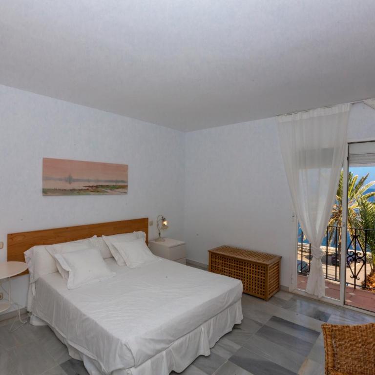 Valverde - Two-Bedroom Apartment - 17