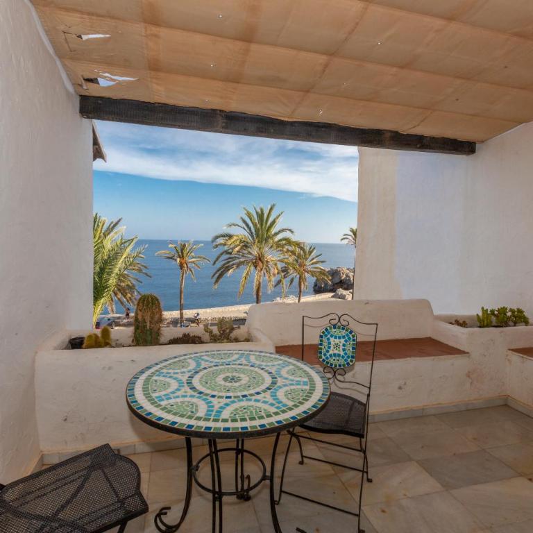 Valverde - Two-Bedroom Apartment - 26