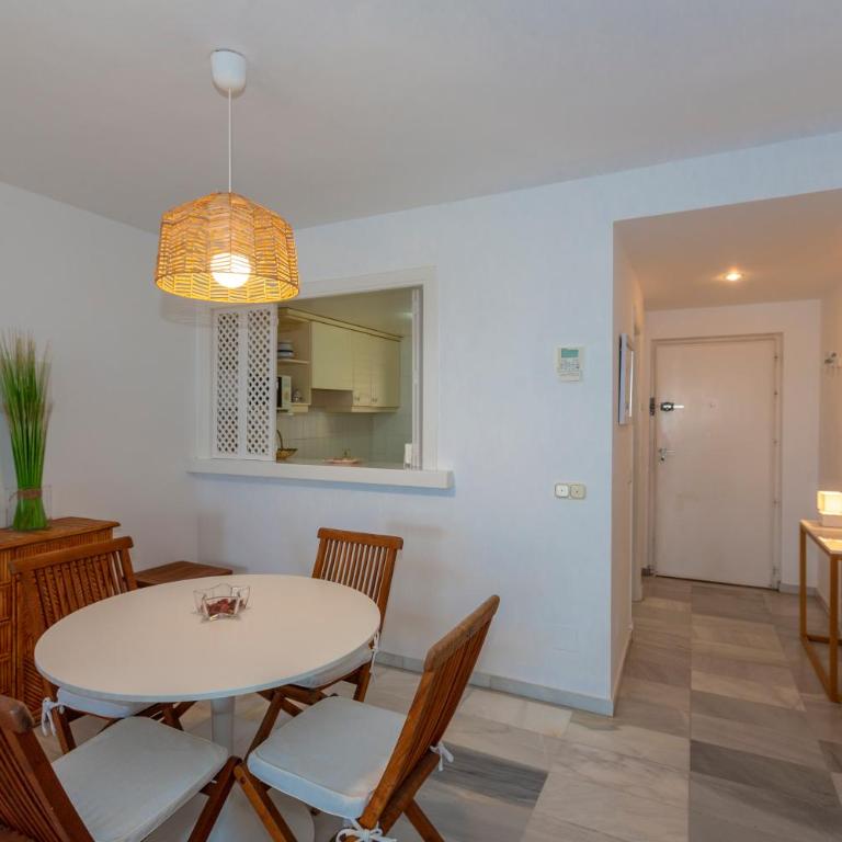 Valverde - Two-Bedroom Apartment - 36