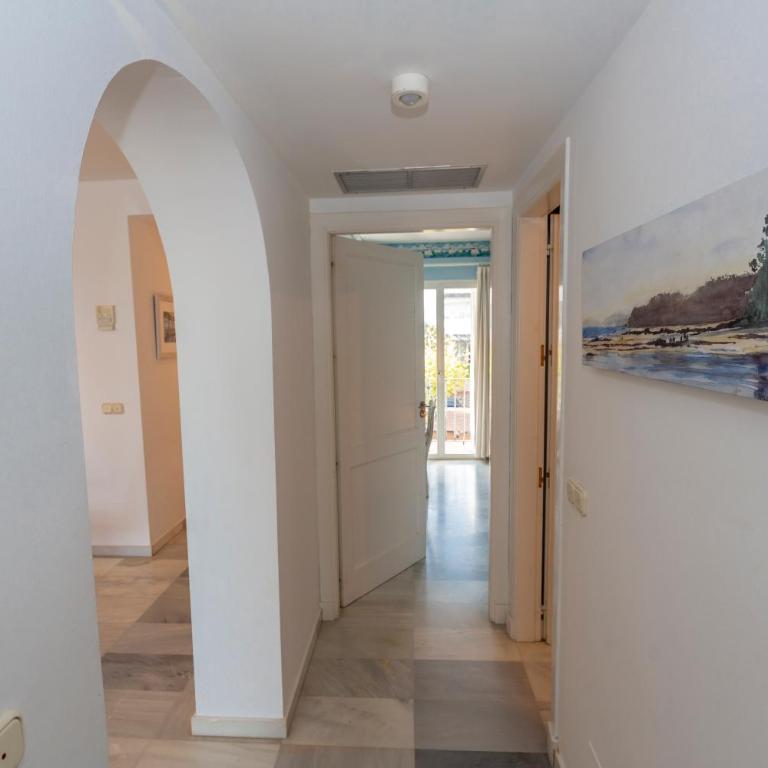 Valverde - Two-Bedroom Apartment - 40