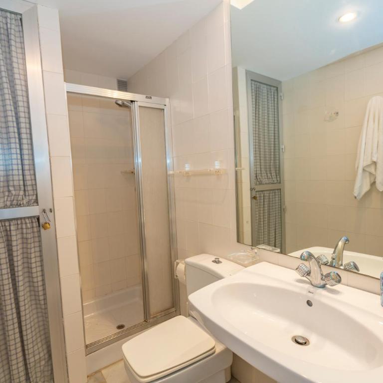 Valverde - Two-Bedroom Apartment - 43