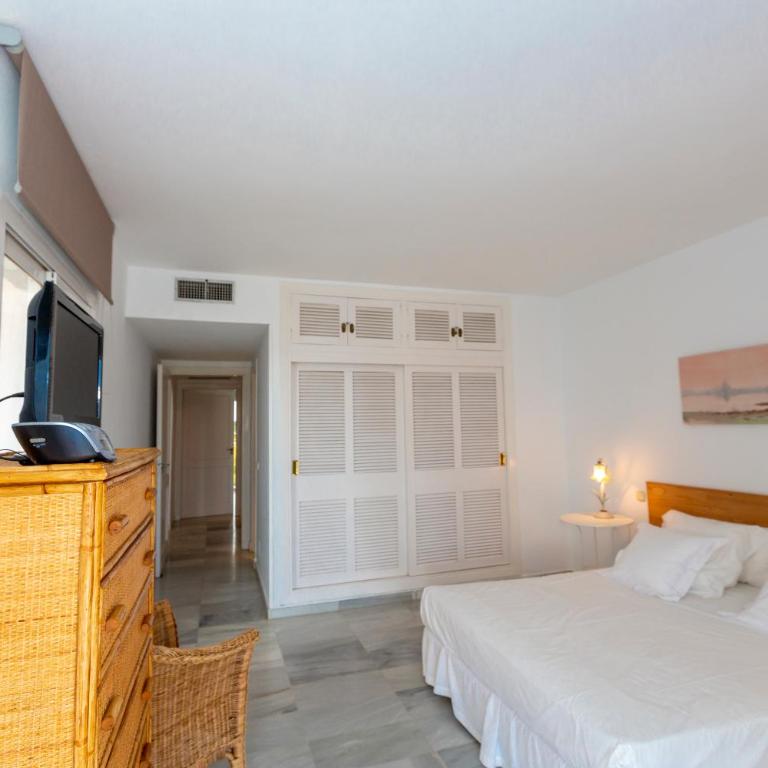 Valverde - Two-Bedroom Apartment - 44