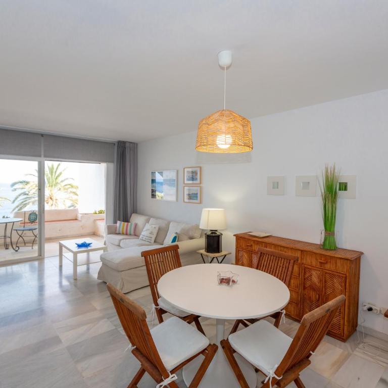 Valverde - Two-Bedroom Apartment - 45