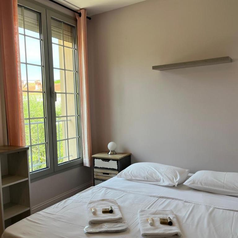 Cap D'Antibes Luxury Villa Pool Garden Beach 4 Bedrooms - Villa - 21