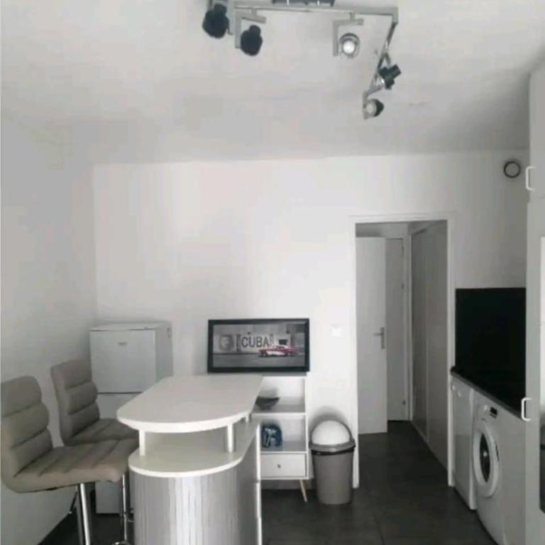 Studio port de Hyères - Apartamento de 1 dormitorio - 5