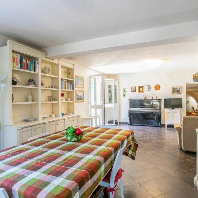 Amazing Home In Ragusa With Indoor Swimming Pool - Casa Vacanze con 4 Camere da Letto - 2