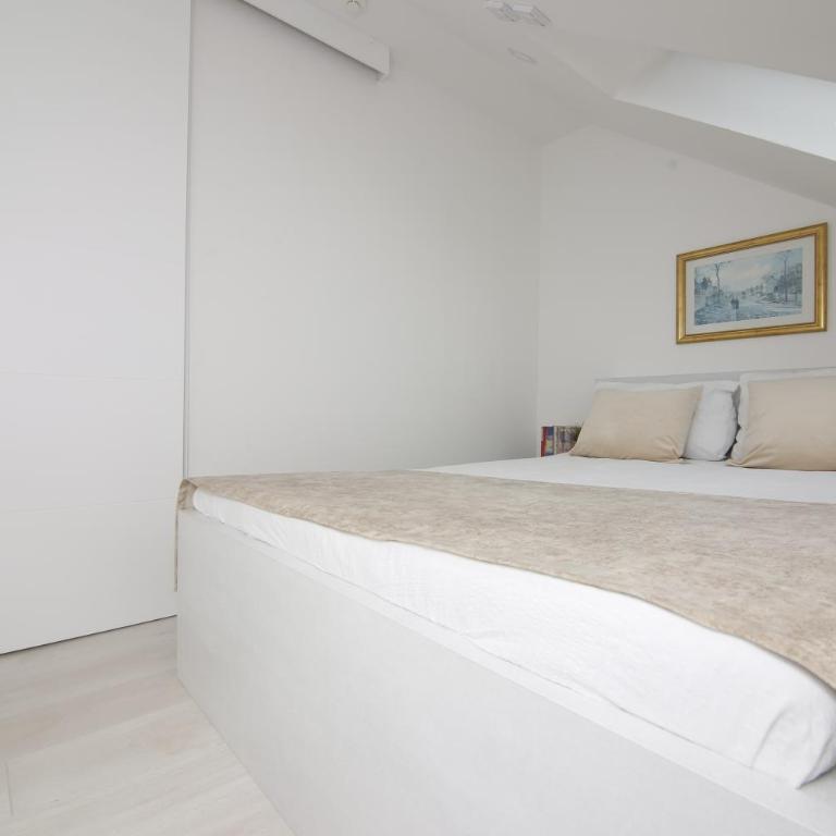 Sarajka - One-Bedroom Apartment - 5