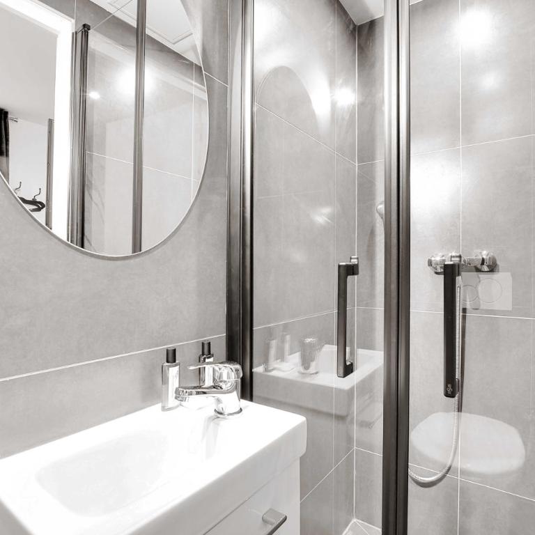 Charming Studio - 2P with AC Near Montmartre - Estudio - 4